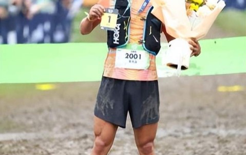 移动应用-山野共融HOKA陪伴跑者共越莫干山之巅,于赛道共筑间传递山野文化